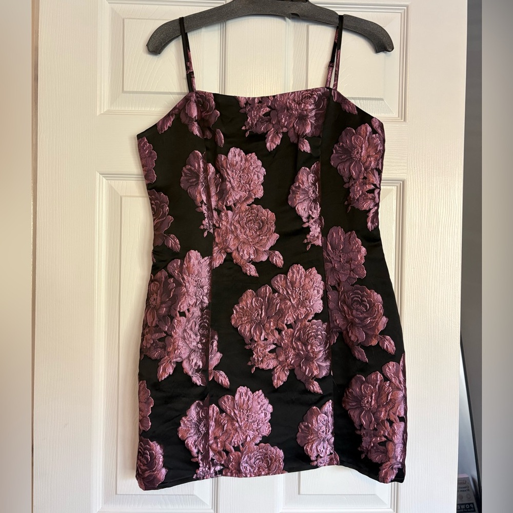 Lulu’s Floral Print Dress M